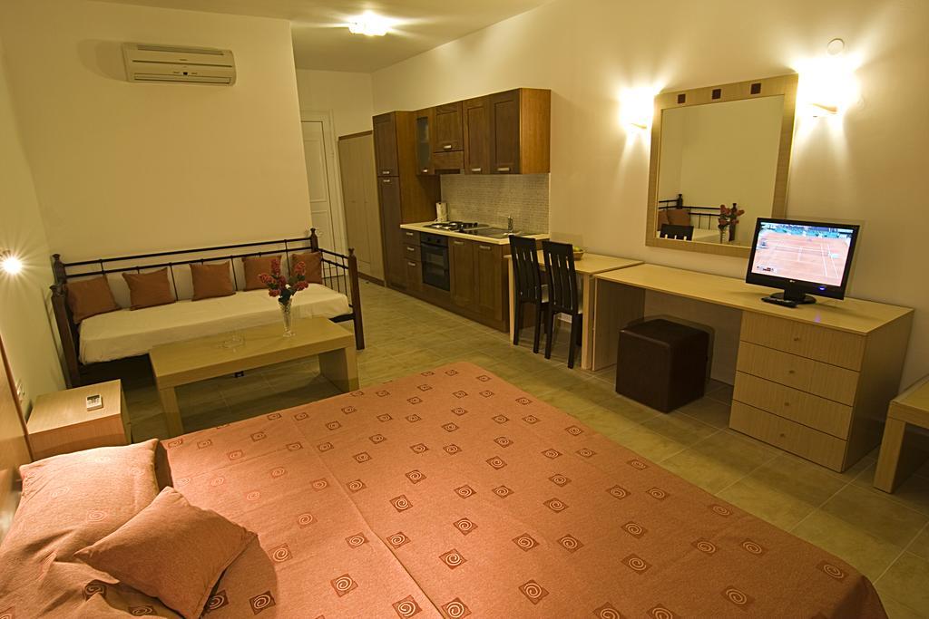 Sifis Studios Pefkos Pefki  Bagian luar foto